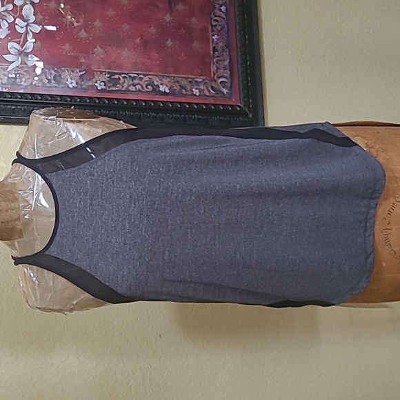 Lululemon Run Off Route Sheer Tank Top Racerback Crisscross Strappy Back 6 - Picture 7 of 9